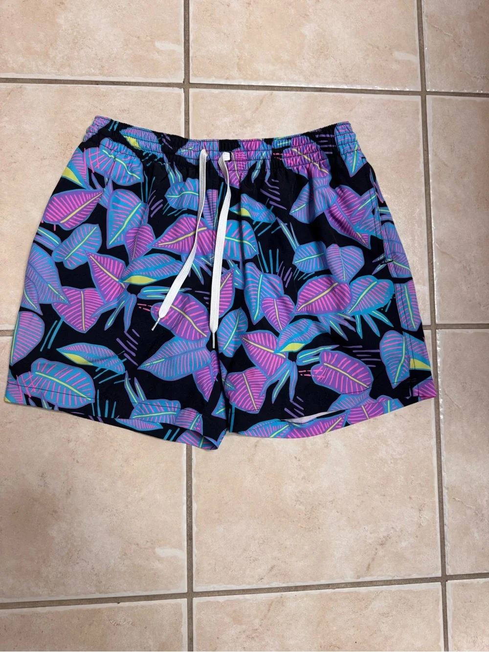 Chubbies Men’s Classic 5.5” Inseam Swim Trunks
